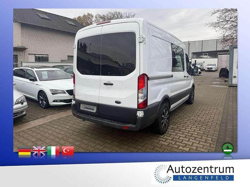 Second-hand Ford Transit 131 CP (96 kW) 2018 Alb Monovolum