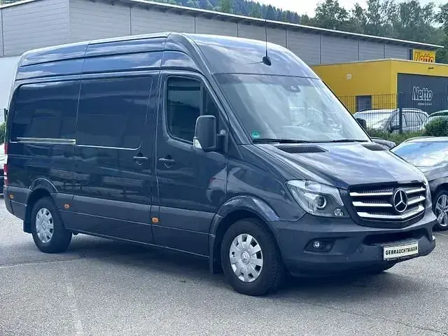 Gebraucht Mercedes Sprinter 129 PS (94 kW) 2015 Tenoritgrau metallic (metallic) Van