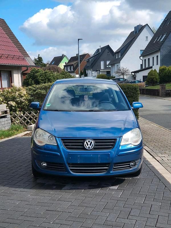 Gebraucht VW Polo 69 PS (50 kW) 2006 Blau Kleinwagen