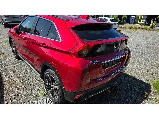 Gebraucht Mitsubishi Eclipse Cross Diamant Edition 163 PS (119 kW) 2020 Dynamikrot SUV