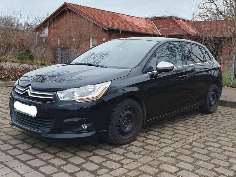 Gebraucht Citroën C4 SELECTION 114 PS (83 kW) 2014 Schwarz Limousine