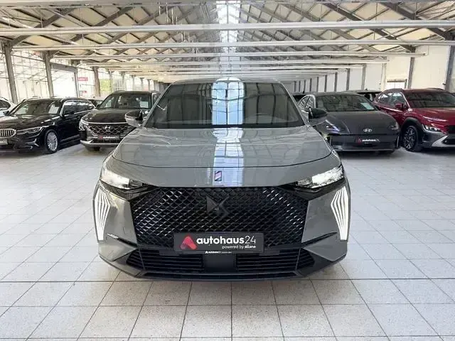 Gebraucht DS Automobiles DS7 Crossback Performance 131 PS (96 kW) 2024 Grau SUV