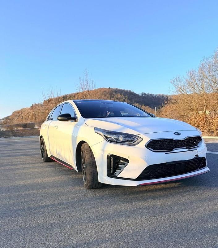 Gebraucht Kia ProCeed GT 204 PS (150 kW) 2020 Weiß Kombi