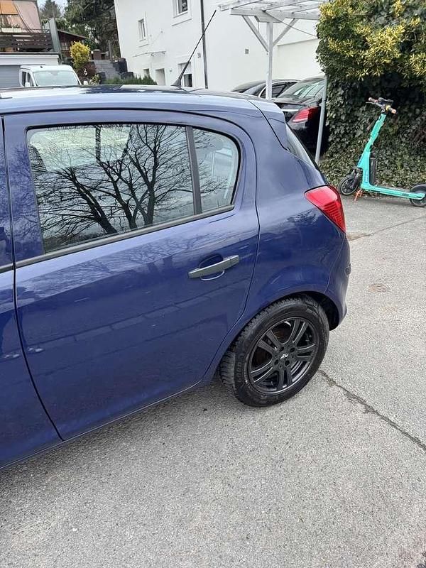 Gebraucht Opel Corsa Edition 80 PS (58 kW) 2009 Kleinwagen