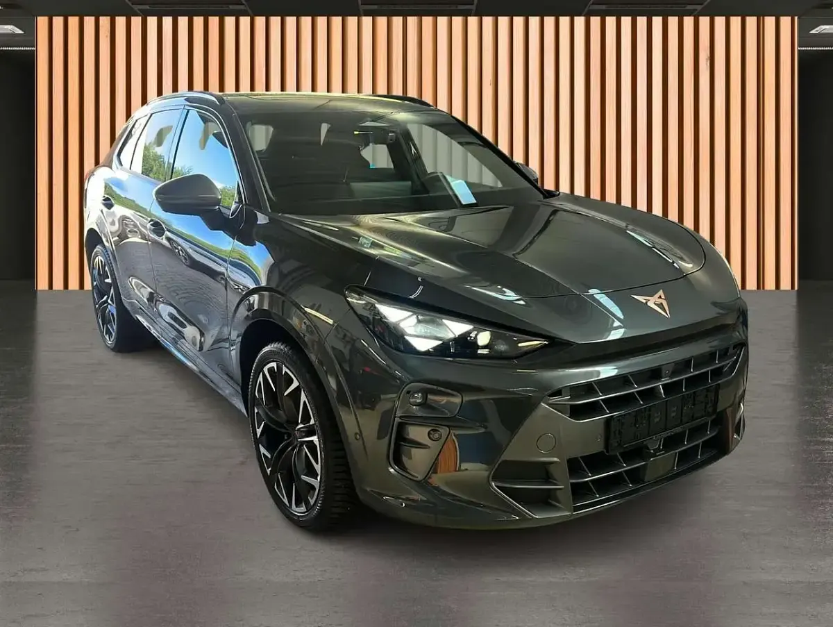 Gebraucht Cupra Terramar VZ 265 PS (194 kW) 2025 Grau SUV