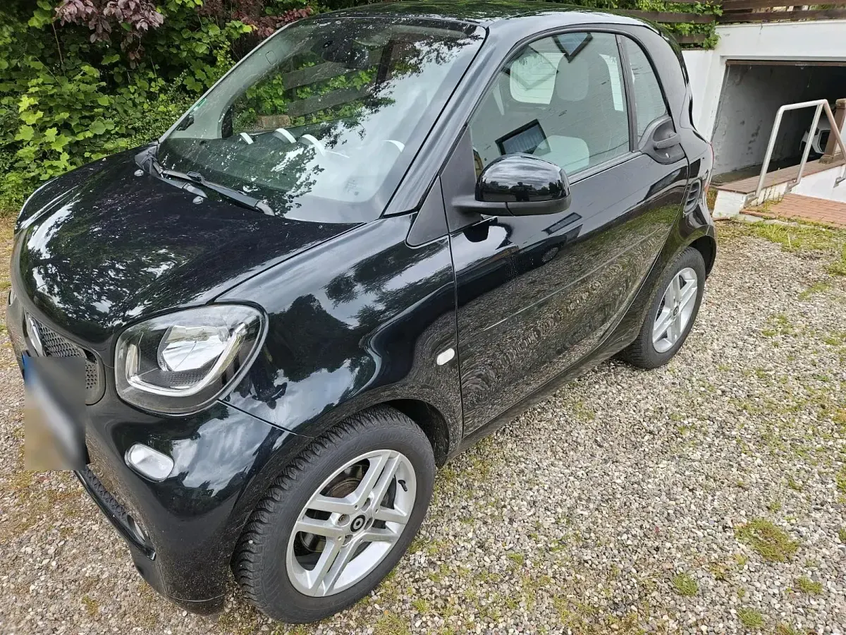 Gebraucht Smart ForTwo Coupé 71 PS (52 kW) 2015 Schwarz Coupé