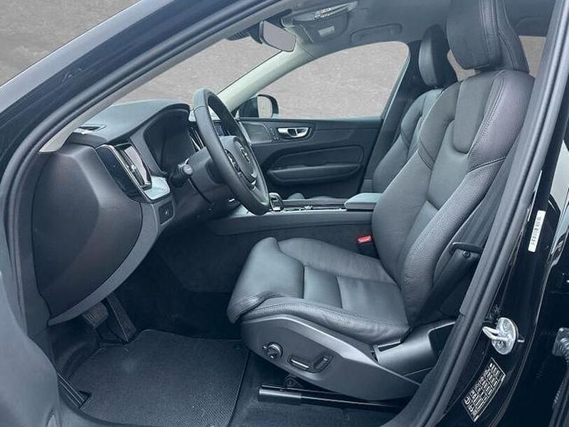 Gebraucht Volvo XC60 Plus 250 PS (183 kW) 2025 Schwarz SUV