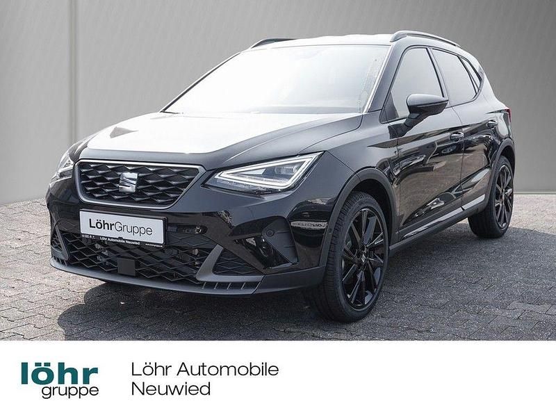 Midnight schwarz Neu 2025 Seat Arona Black Edition SUV | 30.990 € (Etwas zu teuer) - Bild 1/4