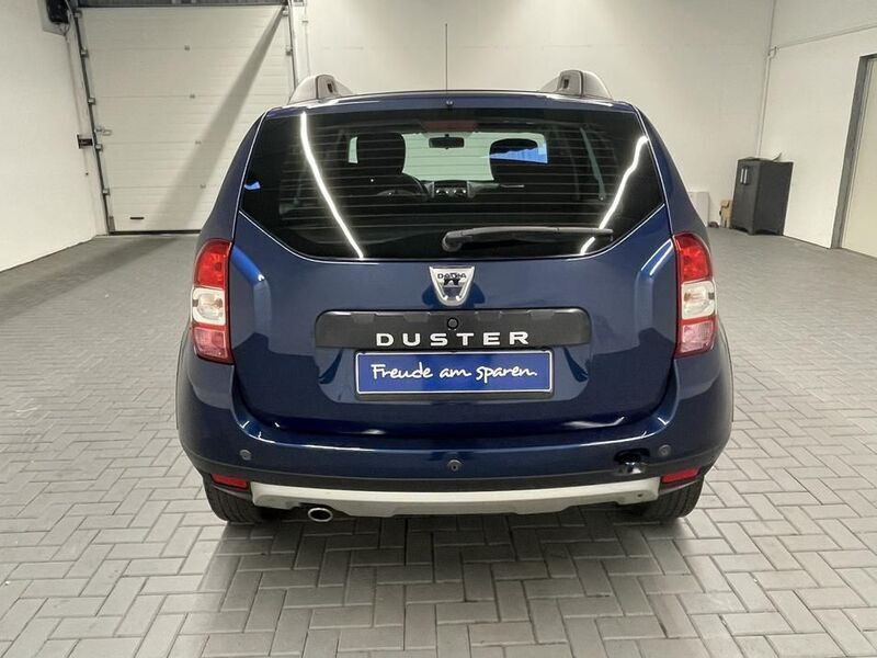 Gebraucht Dacia Duster 114 PS (83 kW) 2016 Blau SUV