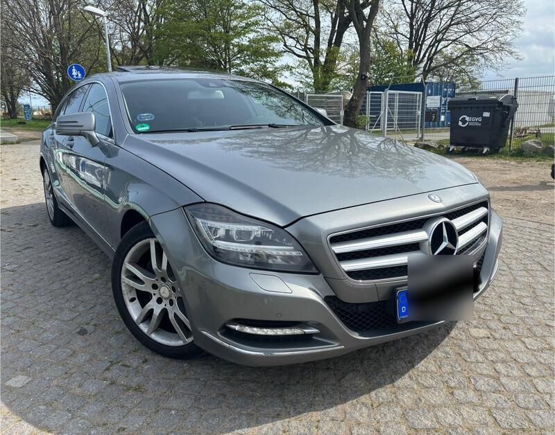 Grau Gebraucht 2013 Mercedes CLS350 Shooting Brake Kombi | 14.000 € (Superpreis) - Bild 1/4
