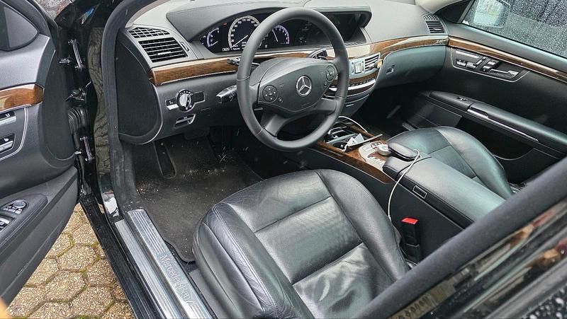 Gebraucht Mercedes S350 259 PS (190 kW) 2010 Schwarz Limousine