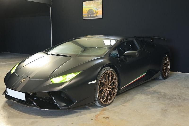 Schwarz Gebraucht 2018 Lamborghini Huracán | 270.000 € (Superpreis) - Bild 1/4