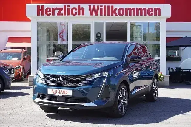 Gebraucht Peugeot 3008 Allure 131 PS (96 kW) 2023 Blau SUV