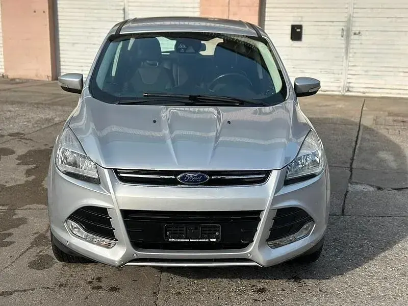 Gebraucht Ford Kuga Titanium 140 PS (102 kW) 2014 Silber SUV