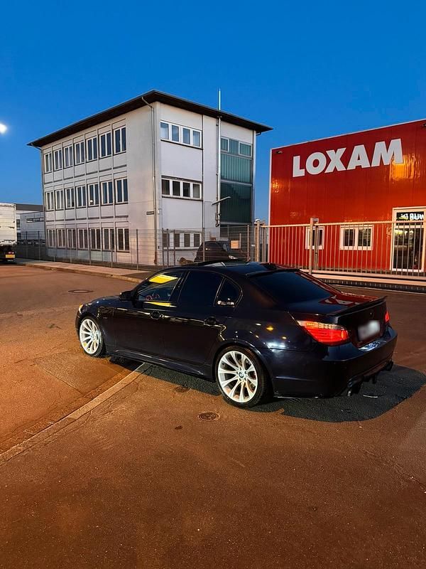 Gebraucht BMW 525 270 PS (198 kW) 2005 Schwarz Limousine