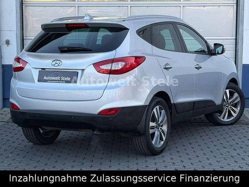 Gebraucht Hyundai ix35 Style 166 PS (122 kW) 2015 Silber SUV