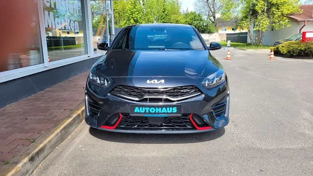 Second-hand Kia ProCeed GT GT 204 CP (150 kW) 2022 Negru Hatchback