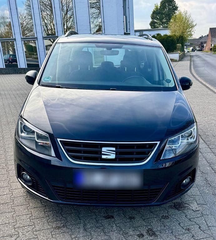 Usado Seat Alhambra Style 150 HP (110 kW) 2017 Preto Monovolume