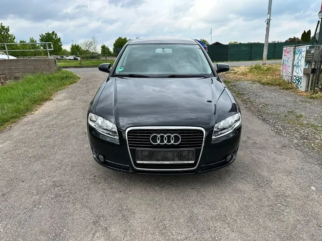 Używany Audi A4 102 KM (75 kW) 2007 Czarny Sedan/Limuzyna