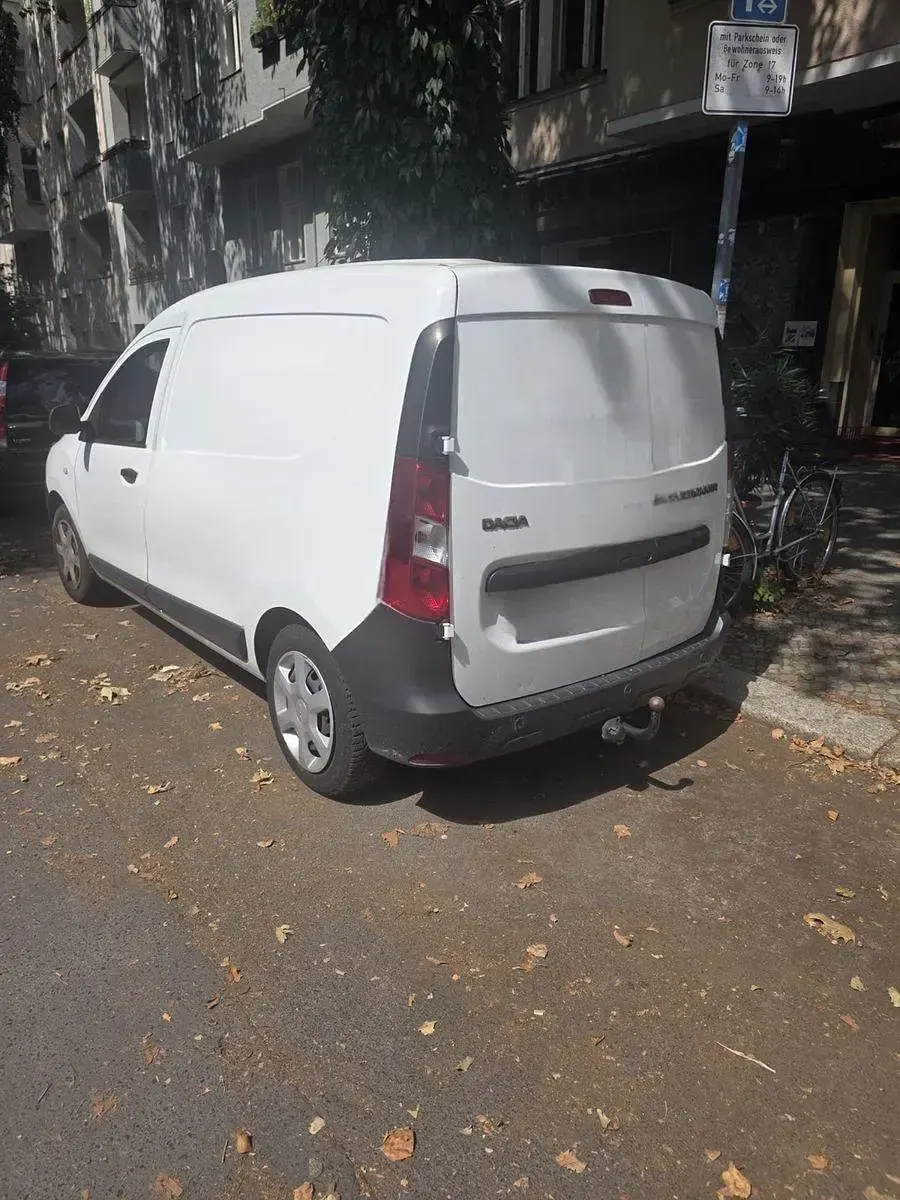 Gebraucht Dacia Dokker Essentiel 107 PS (78 kW) 2019 Weiß Van / Kleinbus