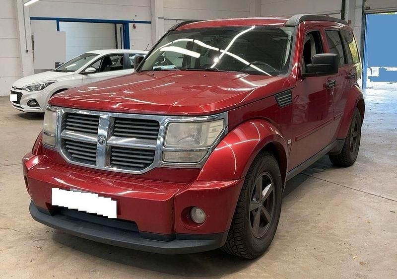 Rot Gebraucht 2008 Dodge Nitro SXT SUV | 7.999 € (Guter Preis) - Bild 1/4