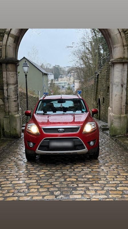 Gebraucht Ford Kuga 135 PS (99 kW) 2009 Rot SUV