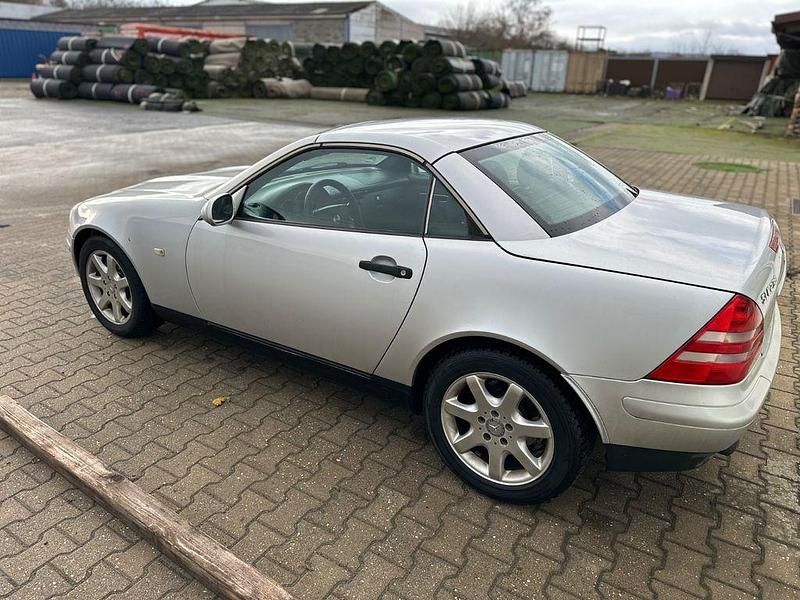 Gebraucht Mercedes SLK230 193 PS (141 kW) 1997 Grau Cabrio