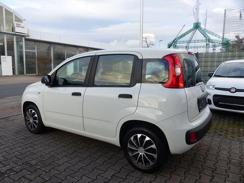 Gebraucht Fiat Panda Easy 69 PS (50 kW) 2020 Weiß Kleinwagen