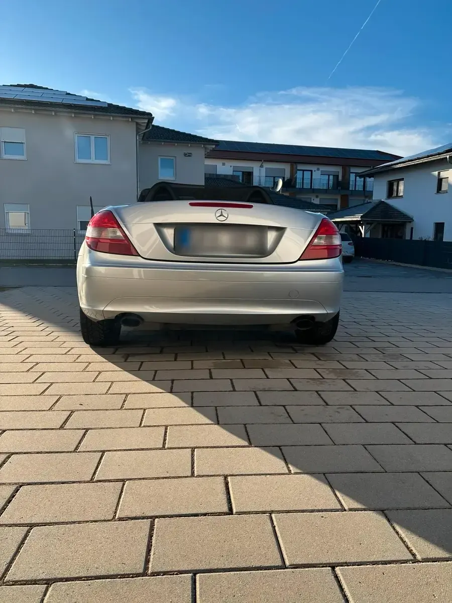 Gebraucht Mercedes SLK200 163 PS (119 kW) 2005 Silber Cabrio