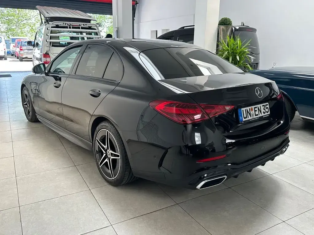 Gebraucht Mercedes C300 AMG line 265 PS (194 kW) 2022 Schwarz Limousine