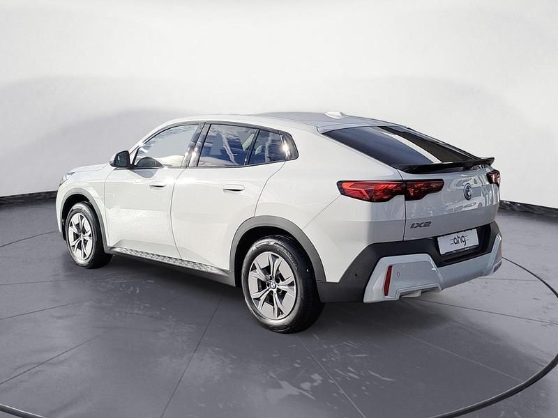 Neu BMW iX2 150 kW (204 PS) 2025 Weiß SUV