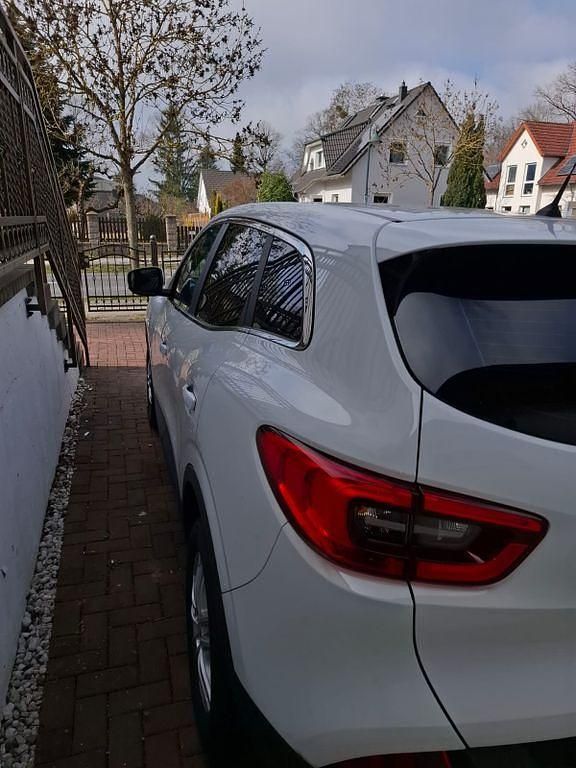 Gebraucht Renault Kadjar Collection 131 PS (96 kW) 2017 Weiß SUV