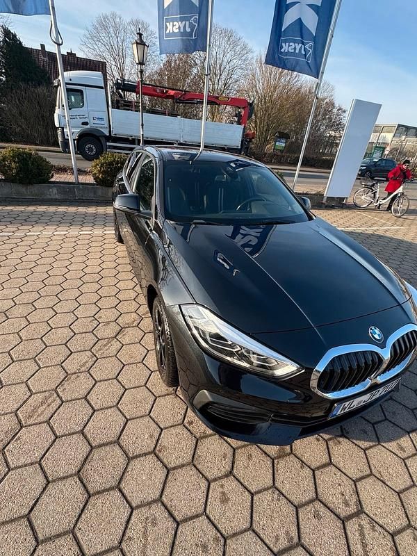 Gebraucht BMW 118 Advantage 140 PS (102 kW) 2021 Kleinwagen