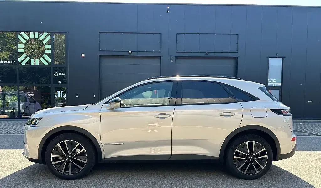 Gebraucht DS Automobiles DS7 Crossback 306 PS (225 kW) 2023 Beige SUV