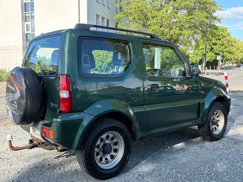 Gebraucht Suzuki Jimny 86 PS (63 kW) 2011 Grün SUV
