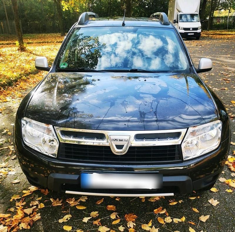 Schwarz Gebraucht 2010 Dacia Duster SUV | 5.900 € (Fairer Preis) - Bild 1/4