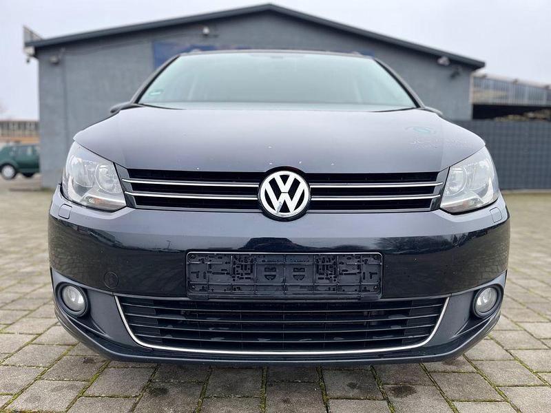 Gebraucht VW Touran Match 105 PS (77 kW) 2012 Schwarz Van / Kleinbus