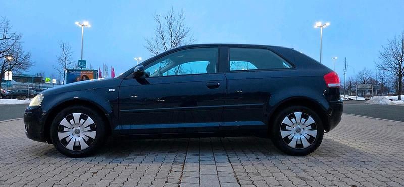 Gebraucht Audi A3 102 PS (75 kW) 2004 Blau Kleinwagen