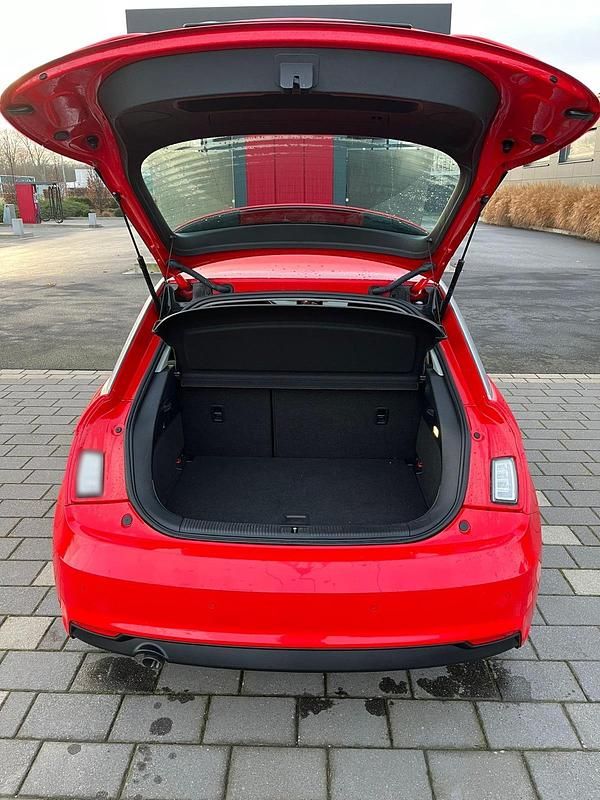 Gebraucht Audi A1 116 PS (85 kW) 2016 Rot Kleinwagen