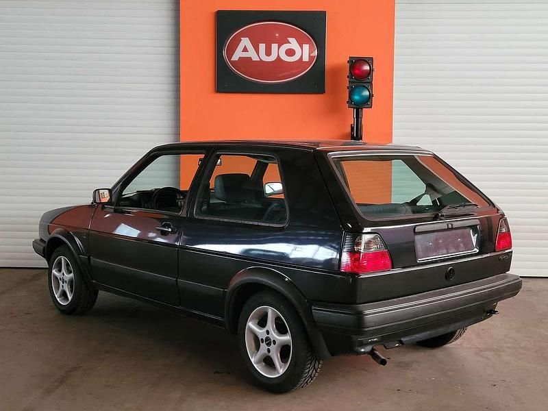 Gebraucht VW Golf II 69 PS (50 kW) 1990 Schwarz Kleinwagen