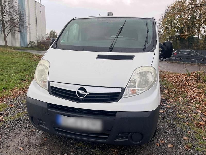 Gebraucht Opel Vivaro 90 PS (66 kW) 2009 Weiß Van / Kleinbus