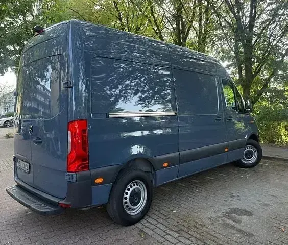 Gebraucht Mercedes E-Sprinter 85 kW (116 PS) 2020 Grau Van