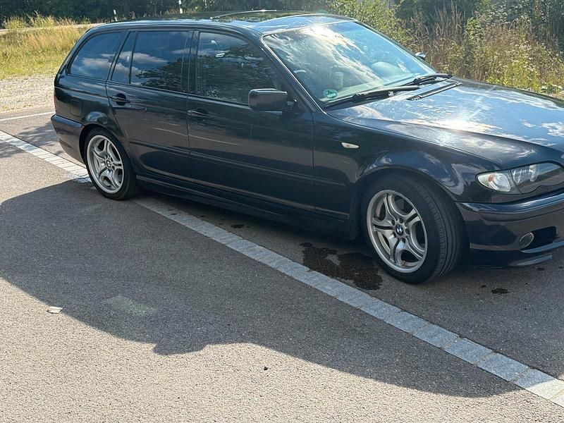 Gebraucht BMW 330 204 PS (150 kW) 2004 Schwarz Kombi
