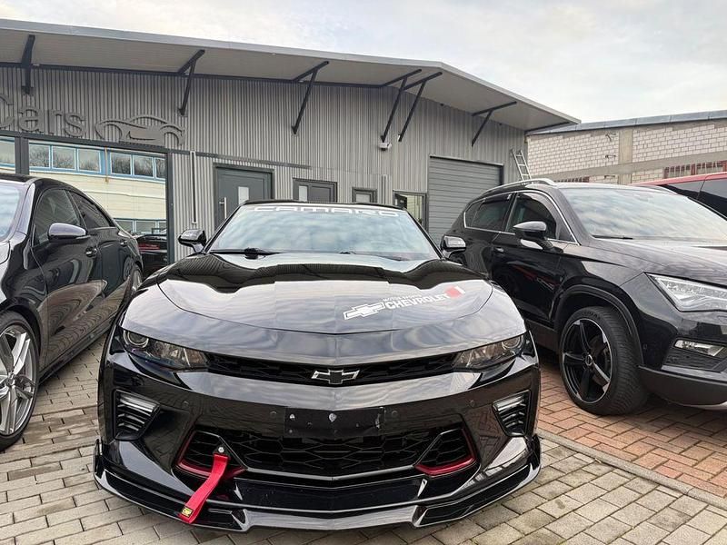 Schwarz Gebraucht 2018 Chevrolet Camaro Sport Coupé | 24.999 € (Etwas zu teuer) - Bild 1/4