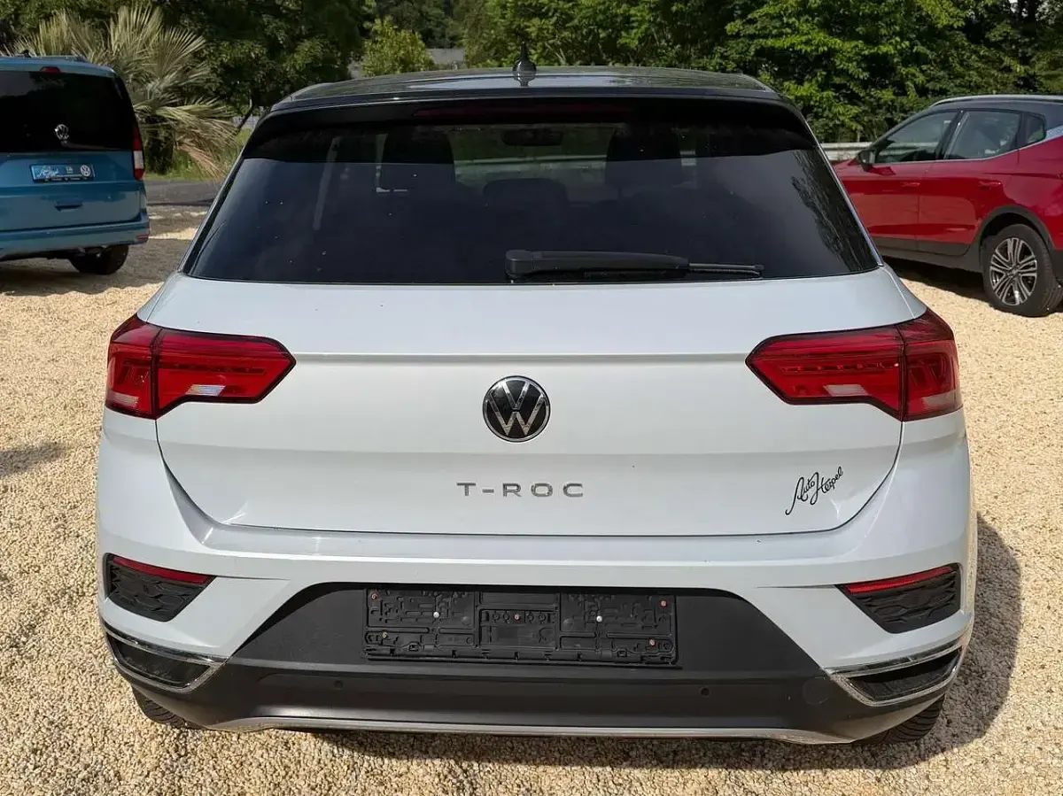 Gebraucht VW T-Roc Active 110 PS (80 kW) 2021 White silver metallic SUV