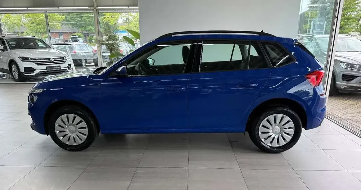 Gebraucht Skoda Kamiq Active 95 PS (69 kW) 2023 Modra energy/energy blue SUV