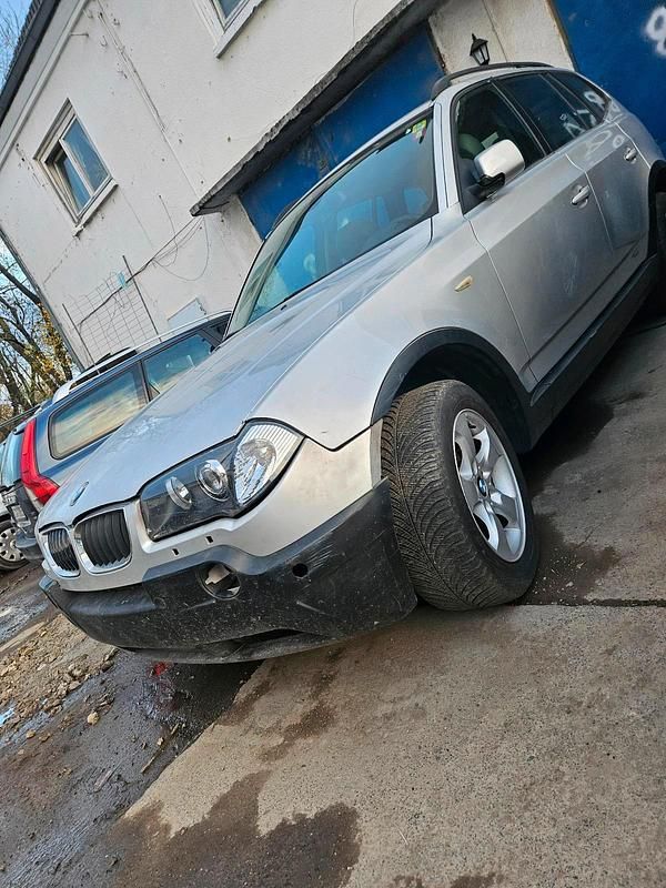 Silber Gebraucht 2005 BMW X3 SUV | 2.900 € (Superpreis) - Bild 1/4