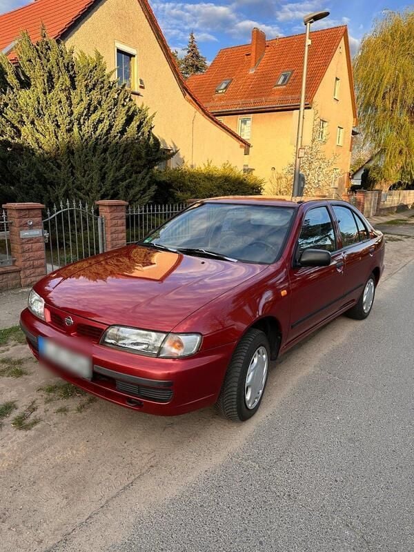 Rot Gebraucht 1998 Nissan Almera Limousine | 2.000 € (Guter Preis) - Bild 1/4