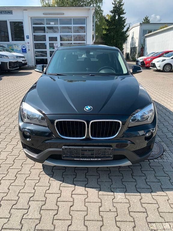 Schwarz Gebraucht 2014 BMW X1 SUV | 7.649 € (Etwas zu teuer) - Bild 1/4