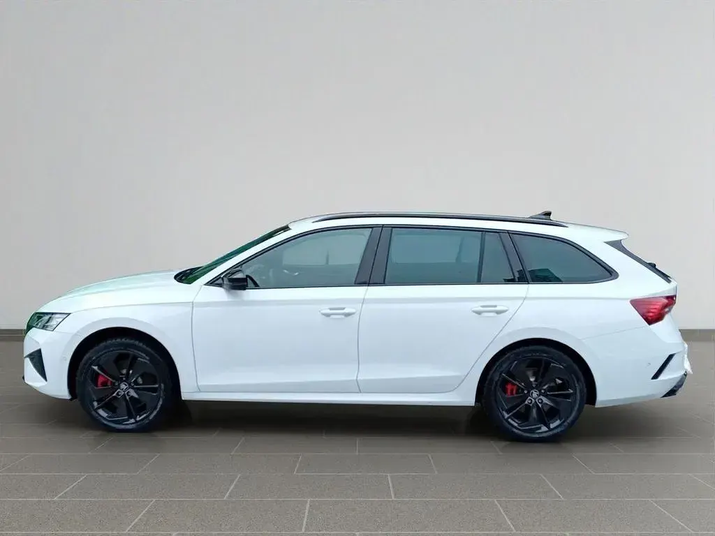 Neu Skoda Octavia RS 265 PS (194 kW) 2026 Weiß Kombi